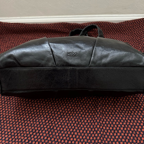 Hobo International Leather Shoulder Bag - Picture 8 of 9